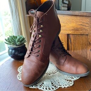 Vintage ORIGINAL Westies 100% Leather GRANNY BOOTIES Lace Up Ankle Boots. EUC